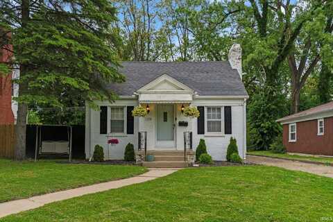 1324 Maple Avenue, Fort Wayne, IN 46807