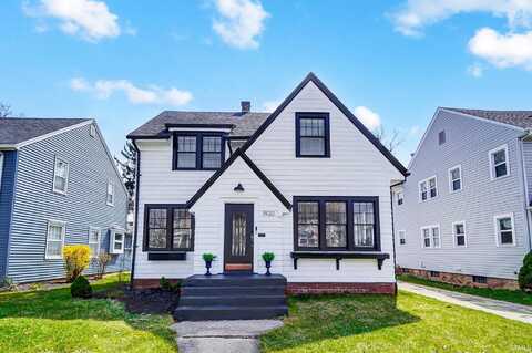 1920 Kenwood Avenue, Fort Wayne, IN 46805