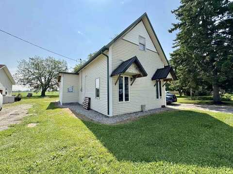 5751 S Meridian Road, Poneto, IN 46781