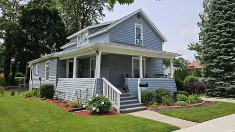709 N Cedar Street, Auburn, IN 46706