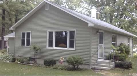 2965 E Indiana 120 Highway, Howe, IN 46746