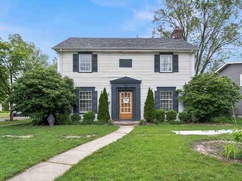 2728 EAST Drive, Fort Wayne, IN 46805