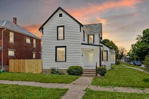 44 E Taylor Street, Huntington, IN 46750