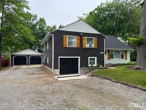 5351 Saint Joe Center Road, Fort Wayne, IN 46835