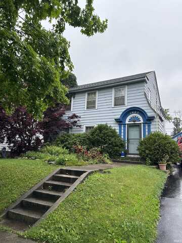 1002 Pasadena Drive, Fort Wayne, IN 46807