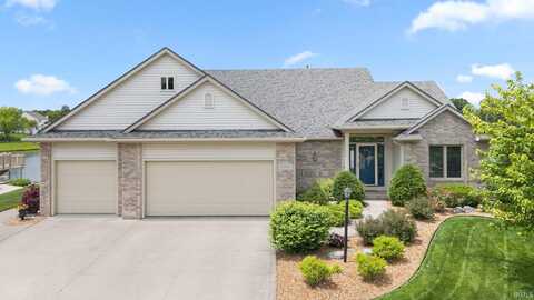 11707 Island Cove Drive, Fort Wayne, IN 46845