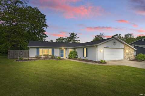 11223 Robinair Drive, Fort Wayne, IN 46818