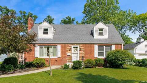 3611 kirkwood Drive, Fort Wayne, IN 46805