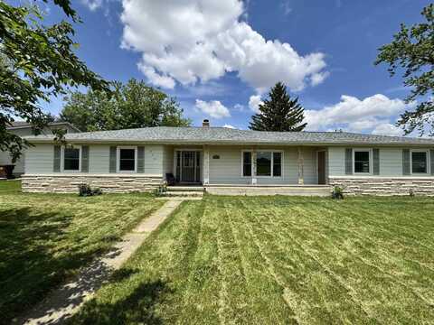 306 Betz Road, Auburn, IN 46706