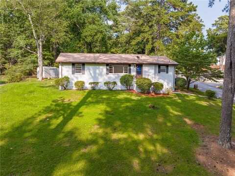 5207 Dixie Lake Road, Union City, GA 30291