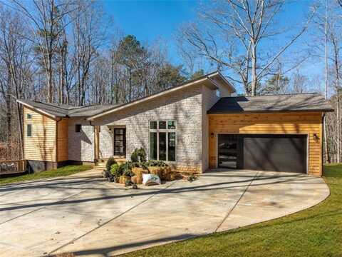 2140 Newport Drive, Ellijay, GA 30540