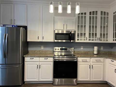 1462 Knights Trail, Stone Mountain, GA 30083