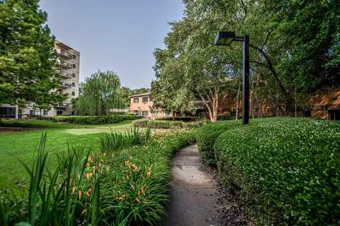 1800 Clairmont Lake, Decatur, GA 30033