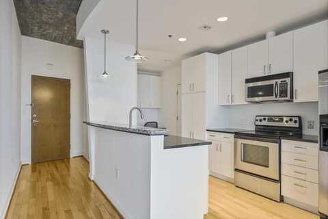 943 Peachtree Street NE, Atlanta, GA 30309