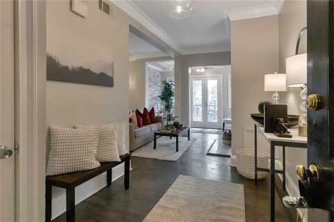 2840 Peachtree Road NW, Atlanta, GA 30305