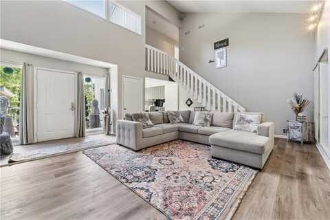 4117 Signal Ridge SW, Lilburn, GA 30047