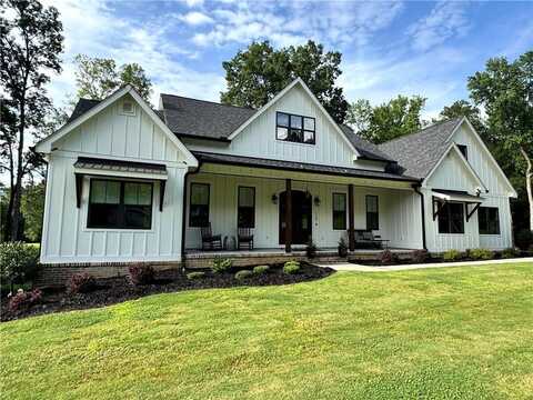 112 Three Oaks Drive SE, Calhoun, GA 30701