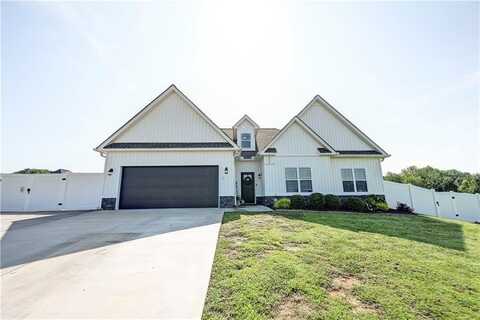 153 Hurds Pathway, Calhoun, GA 30701