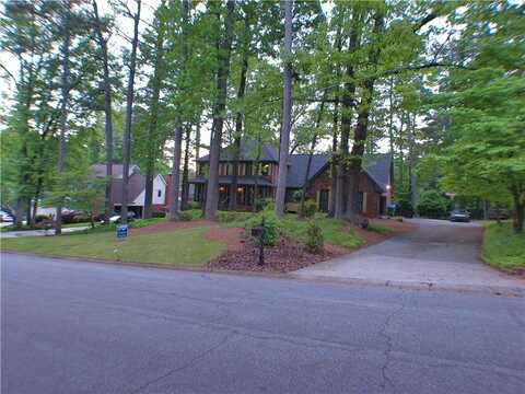 5741 Wolf Laurel Lane, Lilburn, GA 30047