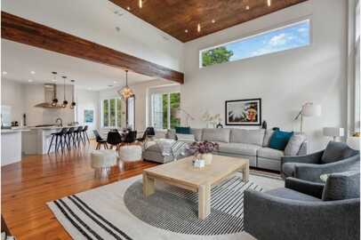 571 Dutch Valley Road NE, Atlanta, GA 30324