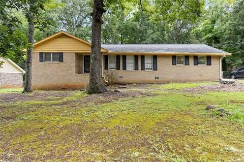 574 HORSESHOE Circle SW, Lilburn, GA 30047