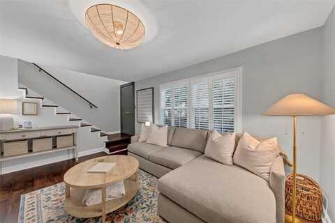 2 Arpege Way NW, Atlanta, GA 30327