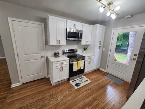 1195 Starline Drive SE, Smyrna, GA 30080