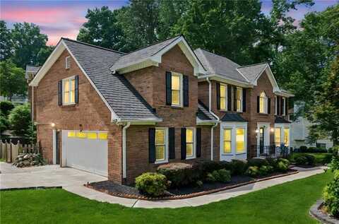 742 Maggie Court NW, Kennesaw, GA 30144