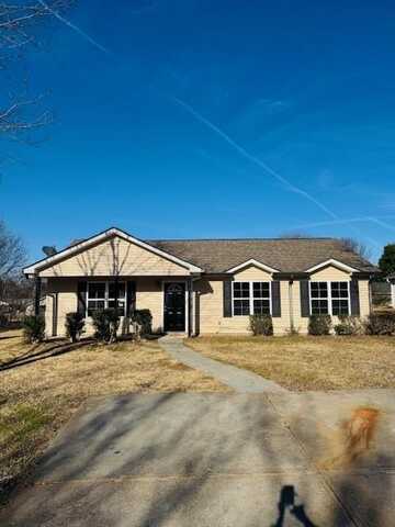 415 Dove Lane, Social Circle, GA 30025