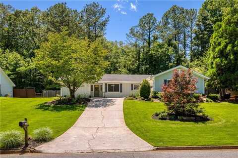 340 Monivea Lane, Roswell, GA 30075
