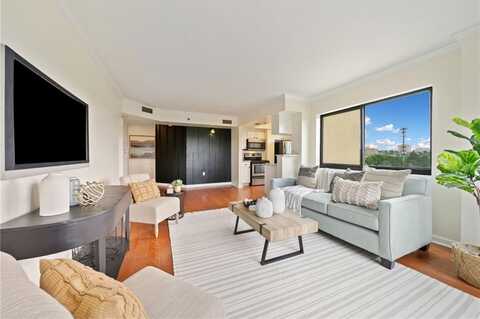 795 Hammond Drive, Sandy Springs, GA 30328