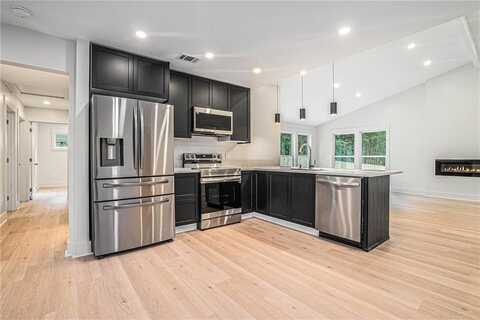 3052 Brook Drive, Decatur, GA 30033