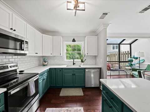 50 Mount Vernon Circle, Atlanta, GA 30338