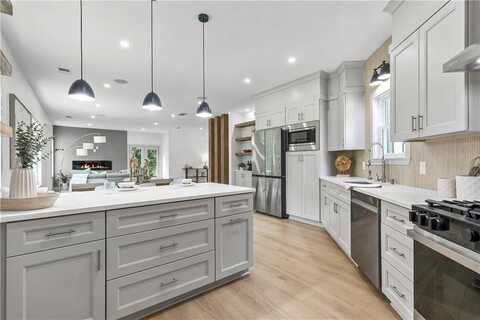 42 Riverdale Circle, Canton, GA 30114