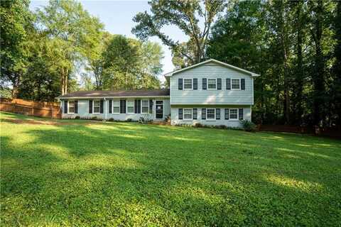 4798 Mary Dale Court SW, Lilburn, GA 30047