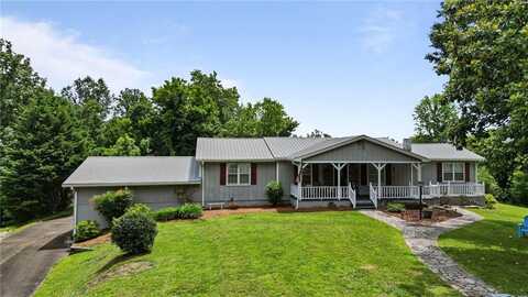 404 Davis Road W, Fairmount, GA 30139