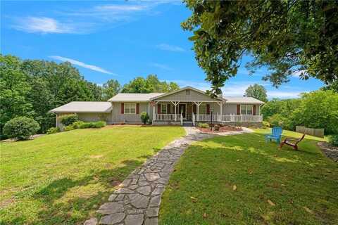 404 Davis Road W, Fairmount, GA 30139