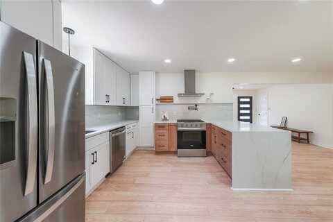 2621 Gordon Circle SE, Smyrna, GA 30080
