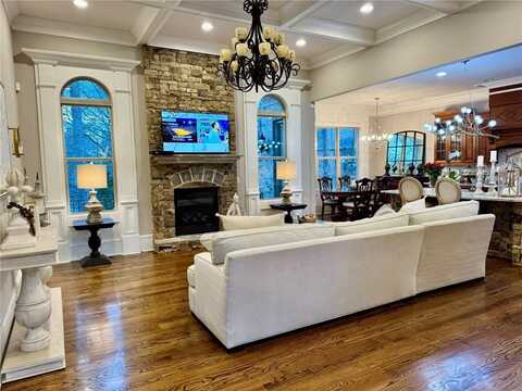 802 JAMONT Circle, Johns Creek, GA 30022