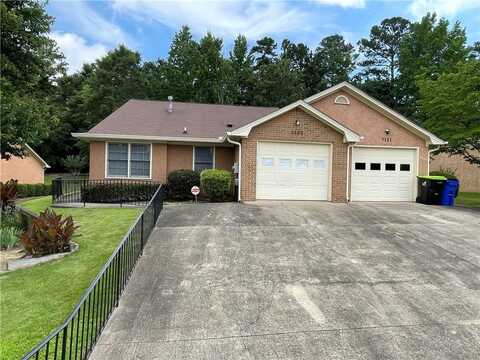7123 Woodridge Lane, Union City, GA 30291