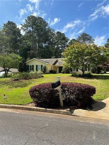 2705 Shadow Pine Drive, Roswell, GA 30076