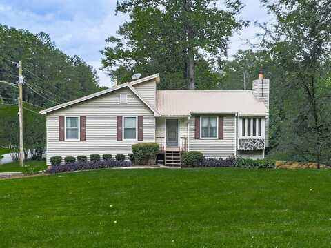 629 Silver Trace Court, Woodstock, GA 30189