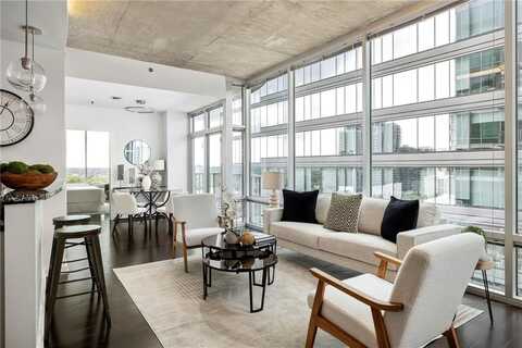 923 Peachtree Street NE, Atlanta, GA 30309