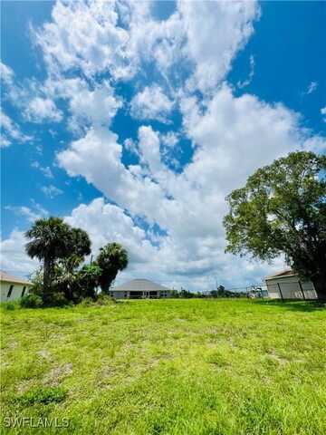 1705 NE 26th Terrace, Cape Coral, FL 33909