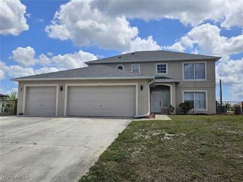 2412 King Avenue N, Lehigh Acres, FL 33971