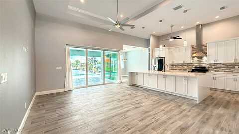2301 SE 15th Street, Cape Coral, FL 33990