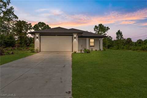 2701 53rd Street W, Lehigh Acres, FL 33971
