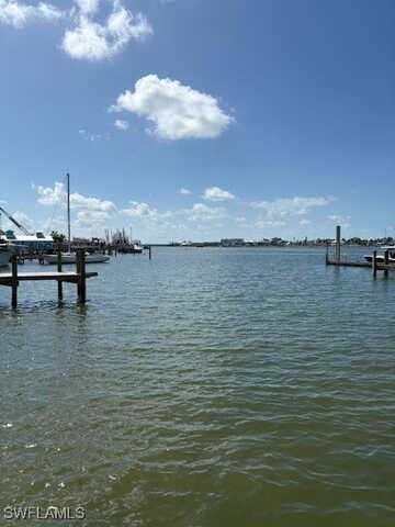 undefined, Fort Myers Beach, FL 33931