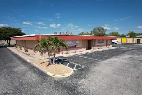 3900 Broadway, Fort Myers, FL 33901