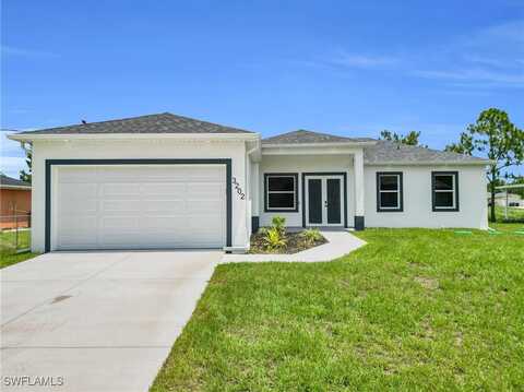 3202 41st Street W, Lehigh Acres, FL 33971